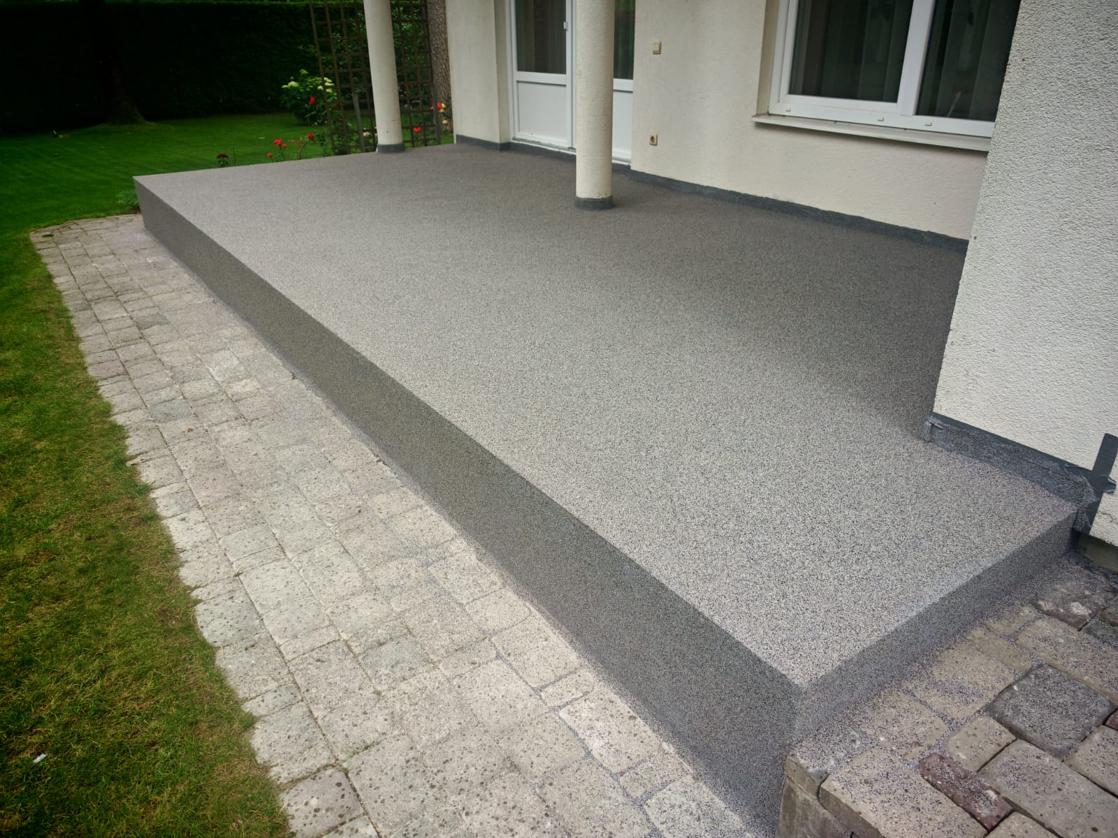 Terases apdares/hidroizolācijas materiāli ar krāsaino kvarcu pārklājumu 0.8-1.2 mm